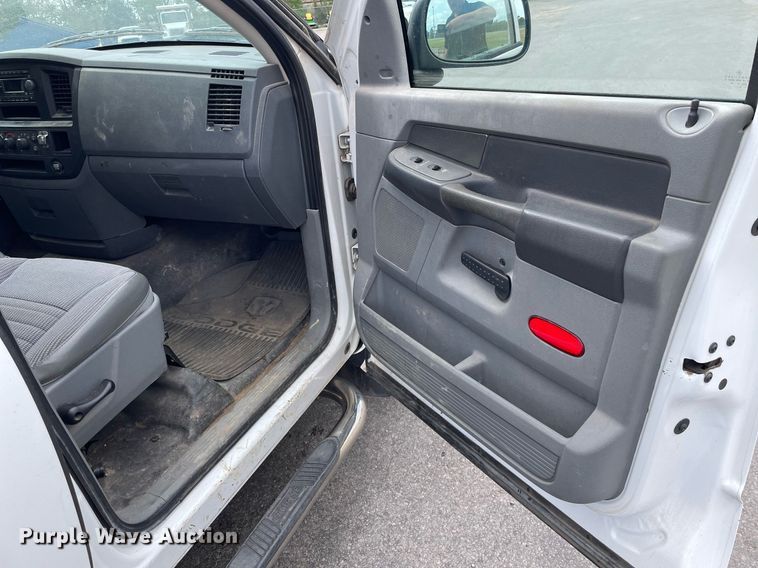 image for item LS9499 2007 Dodge Ram 1500  Quad Cab pickup truck