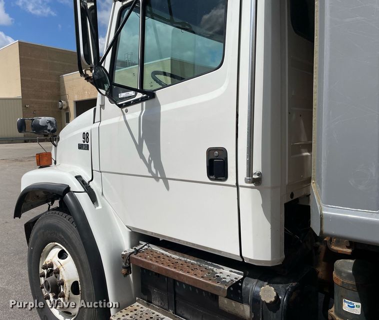 image for item LS9500 2003 Freightliner FL80  dump truck