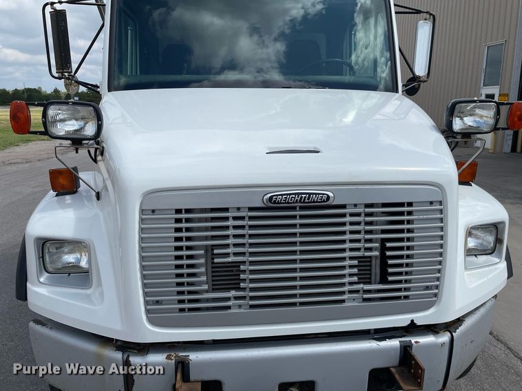 image for item LS9500 2003 Freightliner FL80  dump truck