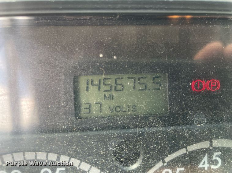 image for item LS9500 2003 Freightliner FL80  dump truck