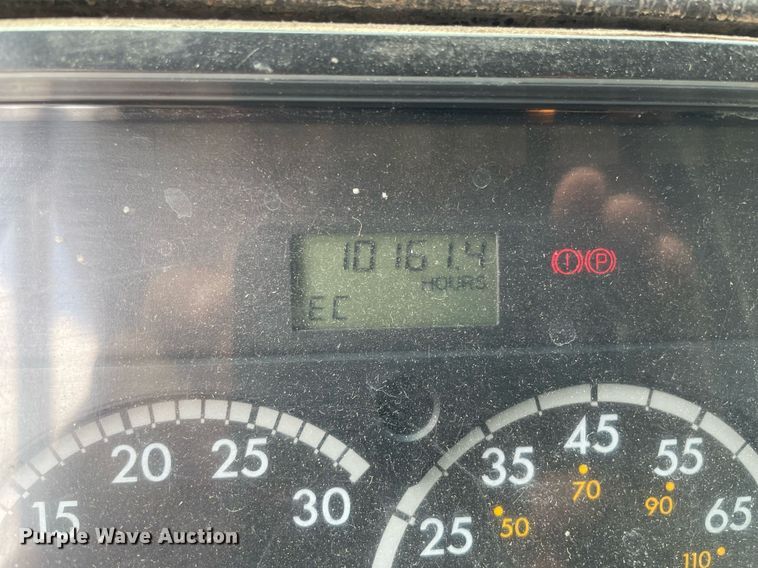 image for item LS9500 2003 Freightliner FL80  dump truck