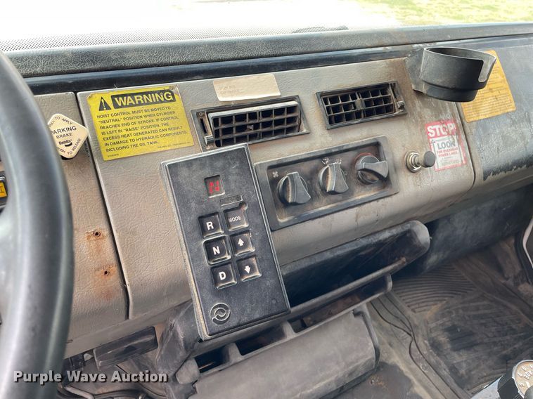 image for item LS9500 2003 Freightliner FL80  dump truck