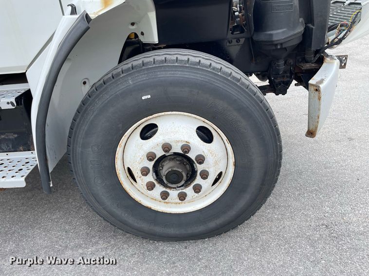 image for item LS9500 2003 Freightliner FL80  dump truck