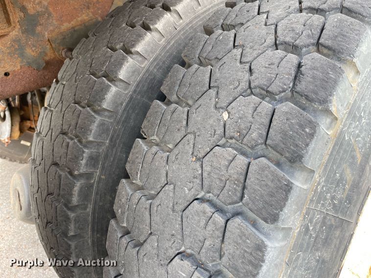 image for item LS9500 2003 Freightliner FL80  dump truck