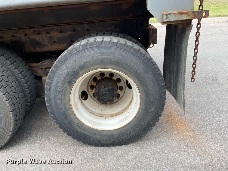 image for item LS9500 2003 Freightliner FL80  dump truck