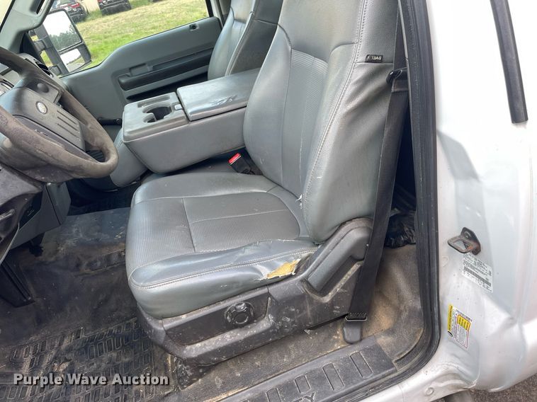 image for item LS9501 2015 Ford F250 Super Duty  pickup truck