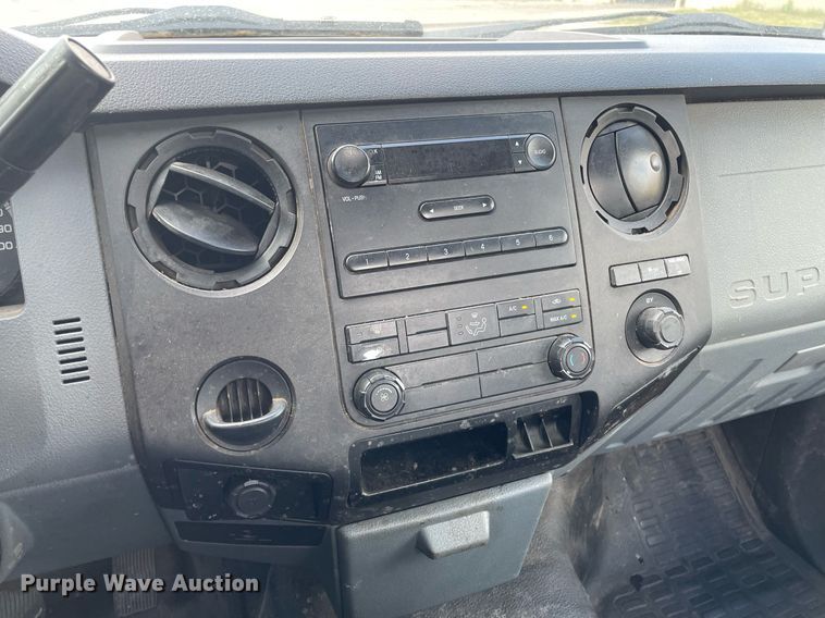 image for item LS9501 2015 Ford F250 Super Duty  pickup truck