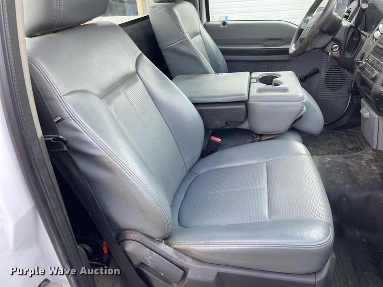 image for item LS9501 2015 Ford F250 Super Duty  pickup truck