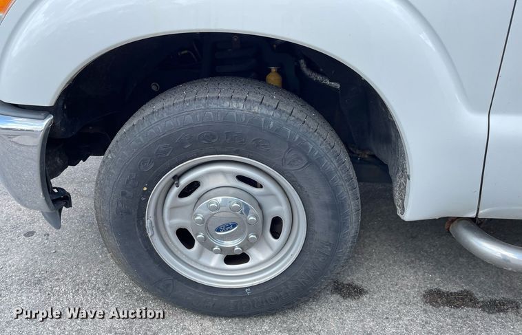 image for item LS9501 2015 Ford F250 Super Duty  pickup truck