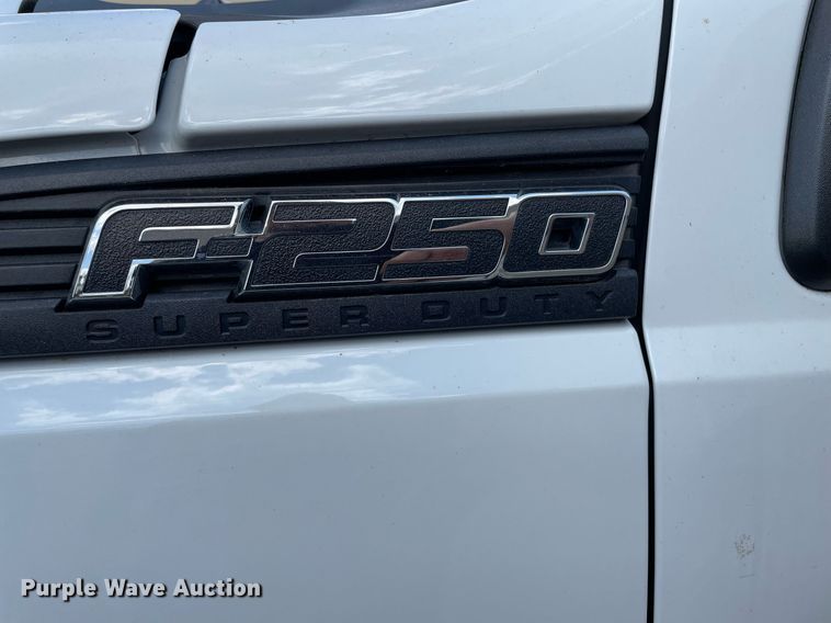 image for item LS9501 2015 Ford F250 Super Duty  pickup truck