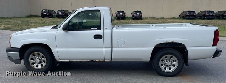 image for item LS9503 2005 Chevrolet Silverado 1500  pickup truck
