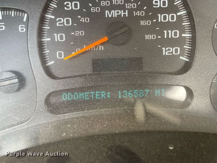 image for item LS9503 2005 Chevrolet Silverado 1500  pickup truck