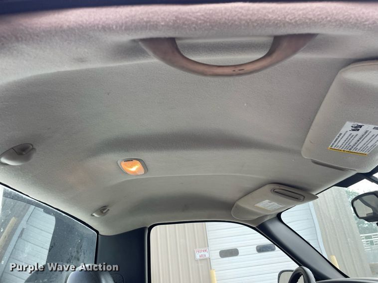 image for item LS9503 2005 Chevrolet Silverado 1500  pickup truck