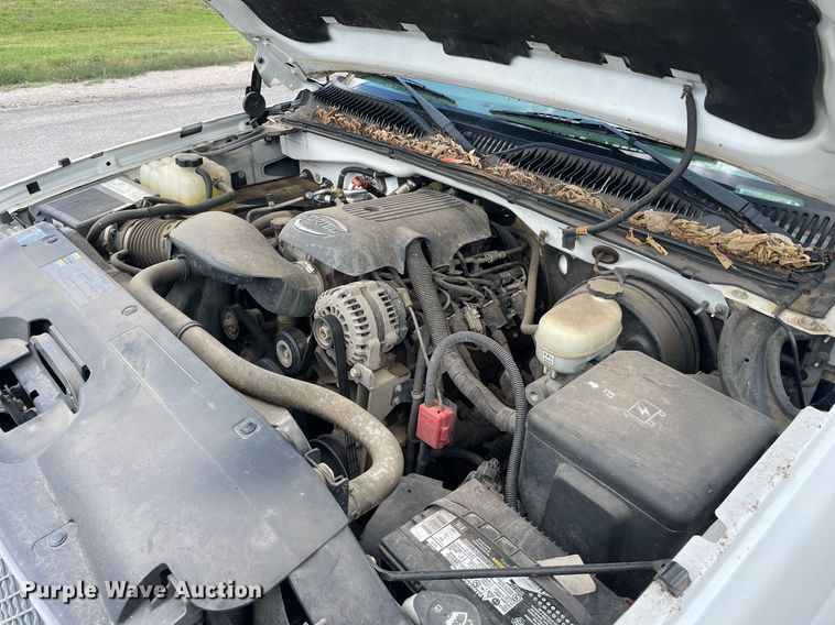 image for item LS9503 2005 Chevrolet Silverado 1500  pickup truck