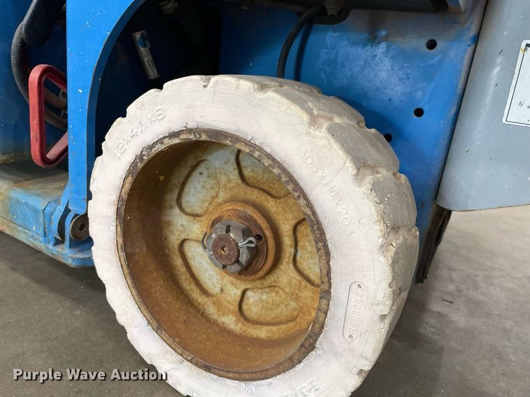 image for item LS9508 1998 Genie GS-1930  scissor lift