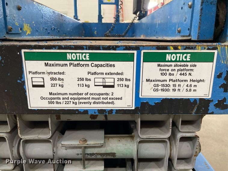 image for item LS9508 1998 Genie GS-1930  scissor lift