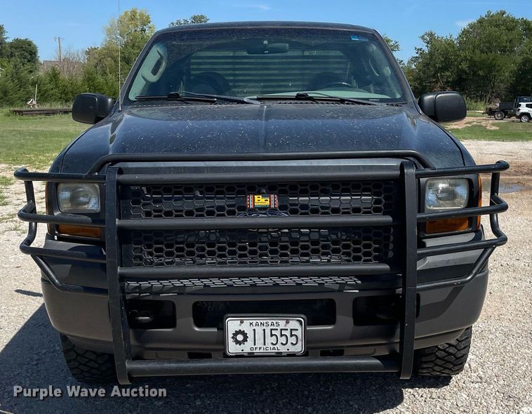 image for item LS9512 2006 Ford F250 Super Duty  SuperCab flatbed pickup truck