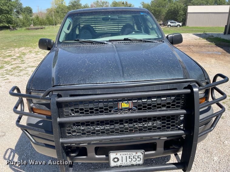 image for item LS9512 2006 Ford F250 Super Duty  SuperCab flatbed pickup truck