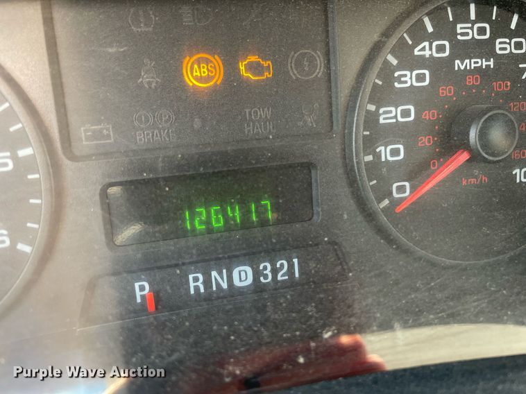 image for item LS9512 2006 Ford F250 Super Duty  SuperCab flatbed pickup truck