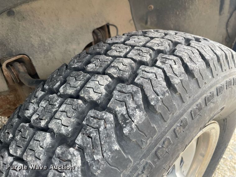 image for item LS9529 1998 Chevrolet Suburban K2500  SUV