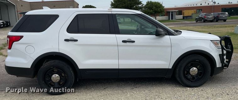 image for item LS9531 2017 Ford Explorer Police Interceptor  SUV