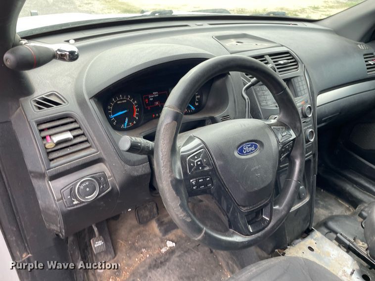 image for item LS9531 2017 Ford Explorer Police Interceptor  SUV