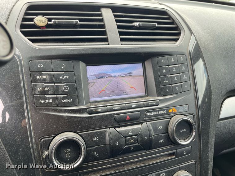 image for item LS9531 2017 Ford Explorer Police Interceptor  SUV