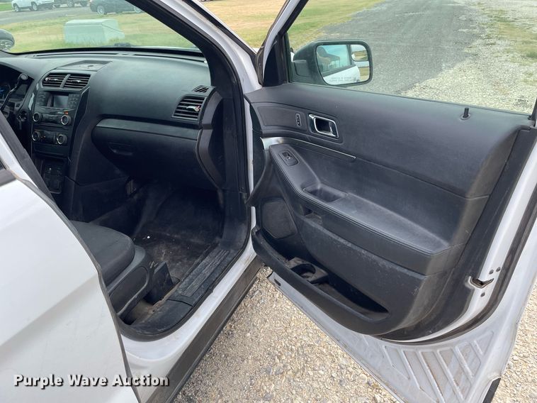 image for item LS9531 2017 Ford Explorer Police Interceptor  SUV