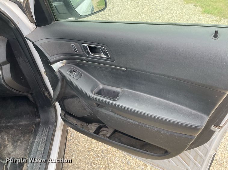 image for item LS9531 2017 Ford Explorer Police Interceptor  SUV