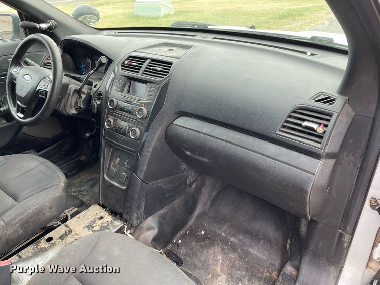 image for item LS9531 2017 Ford Explorer Police Interceptor  SUV