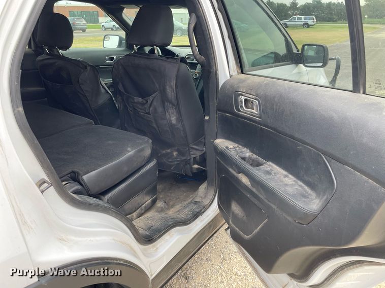 image for item LS9531 2017 Ford Explorer Police Interceptor  SUV