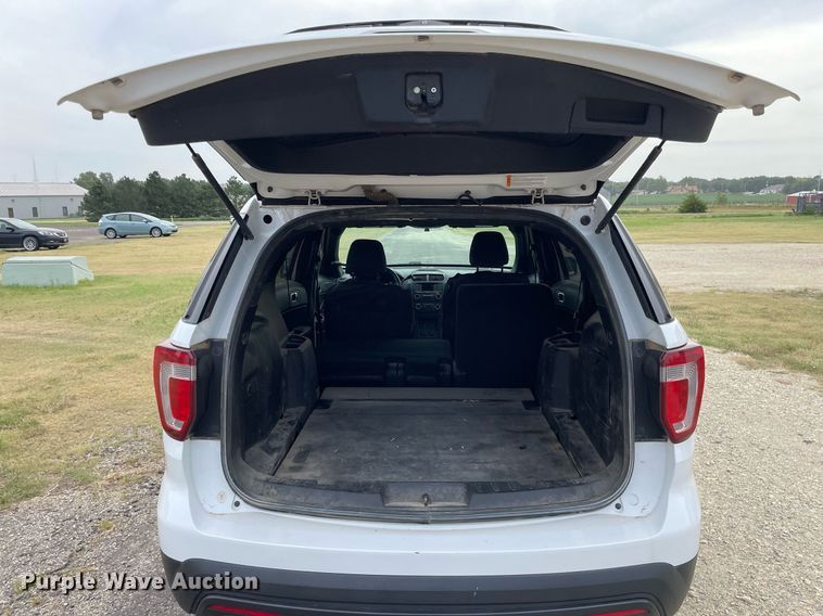 image for item LS9531 2017 Ford Explorer Police Interceptor  SUV