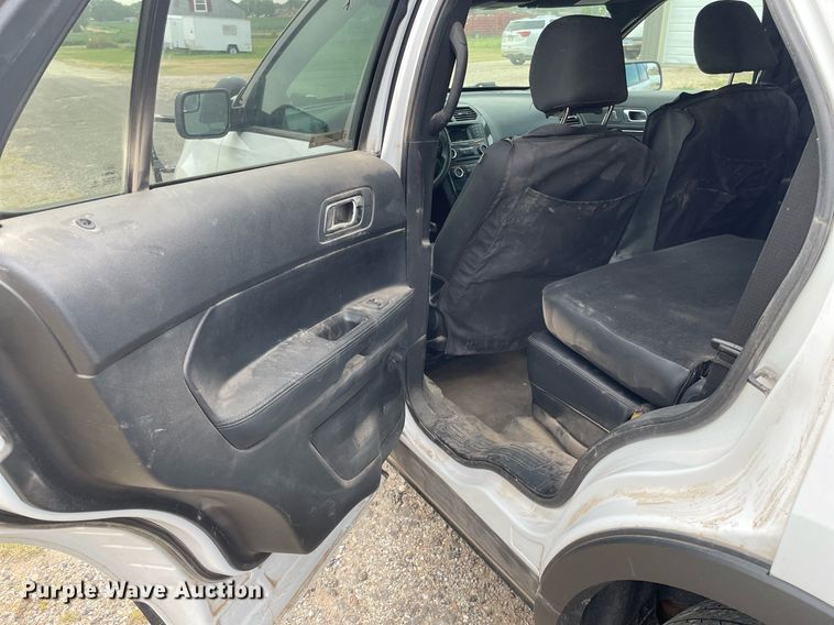 image for item LS9531 2017 Ford Explorer Police Interceptor  SUV