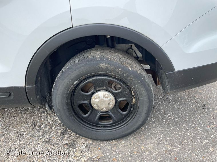 image for item LS9531 2017 Ford Explorer Police Interceptor  SUV