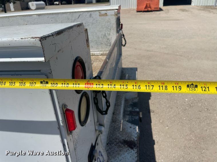 image for item LS9536 2001 Ford F350 Super Duty  utility bed pickup truck