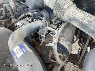 image for item LS9536 2001 Ford F350 Super Duty  utility bed pickup truck