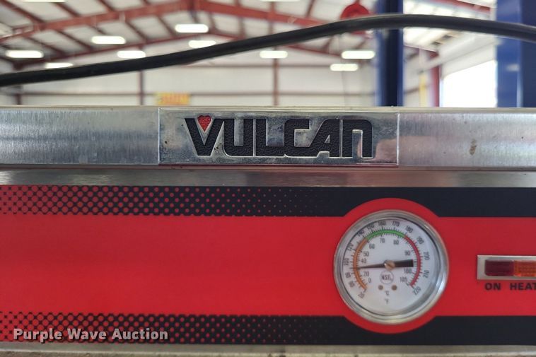 Vulcan VHFA181M3ZN food warmer in Farmington, MO Item LS9590 sold