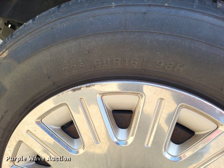 image for item LS9594 2005 Ford Crown Victoria Police Interceptor