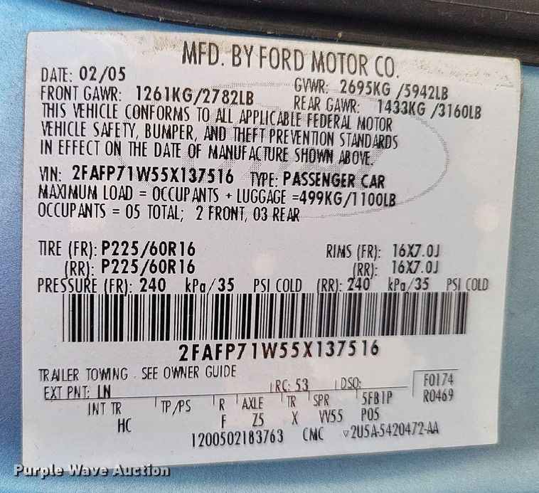 image for item LS9594 2005 Ford Crown Victoria Police Interceptor