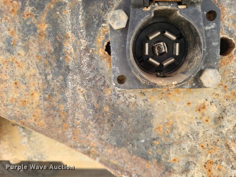 image for item LS9595 2001 Chevrolet Silverado 3500HD  dump bed pickup truck