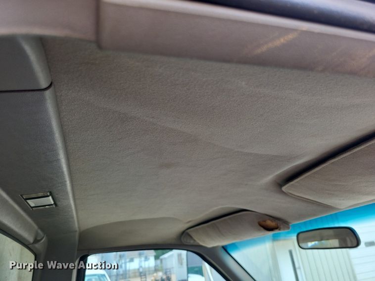 image for item LS9595 2001 Chevrolet Silverado 3500HD  dump bed pickup truck