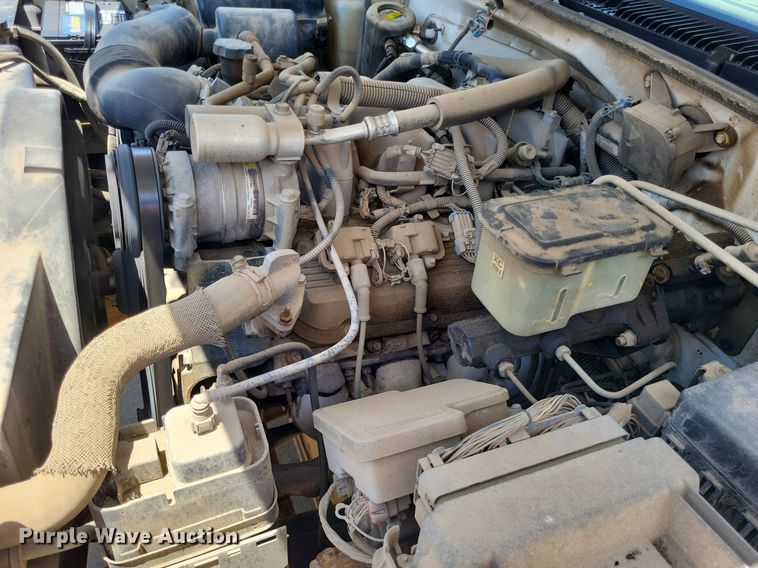 image for item LS9595 2001 Chevrolet Silverado 3500HD  dump bed pickup truck