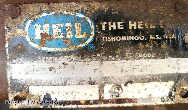 image for item LS9595 2001 Chevrolet Silverado 3500HD  dump bed pickup truck