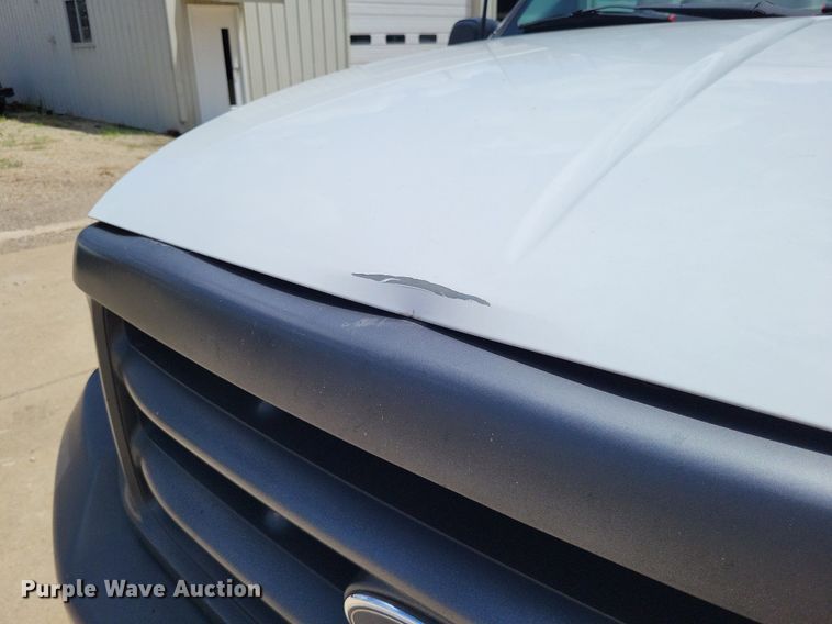 image for item LS9596 2003 Ford F250 Super Duty XL  SuperCab pickup truck