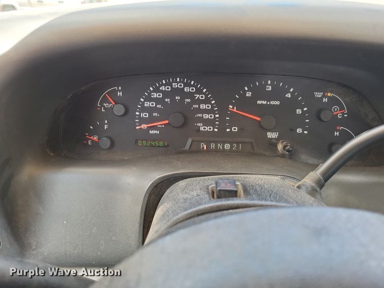 image for item LS9596 2003 Ford F250 Super Duty XL  SuperCab pickup truck