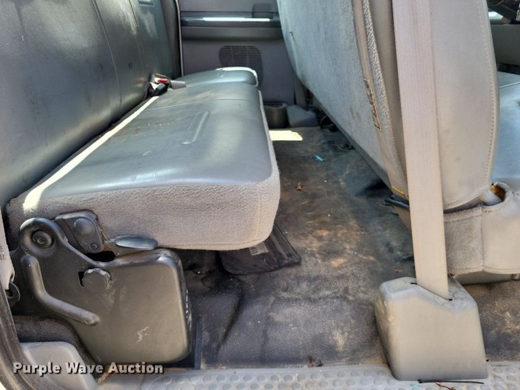 image for item LS9596 2003 Ford F250 Super Duty XL  SuperCab pickup truck