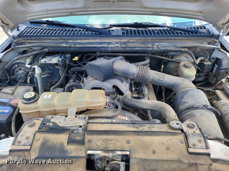 image for item LS9596 2003 Ford F250 Super Duty XL  SuperCab pickup truck