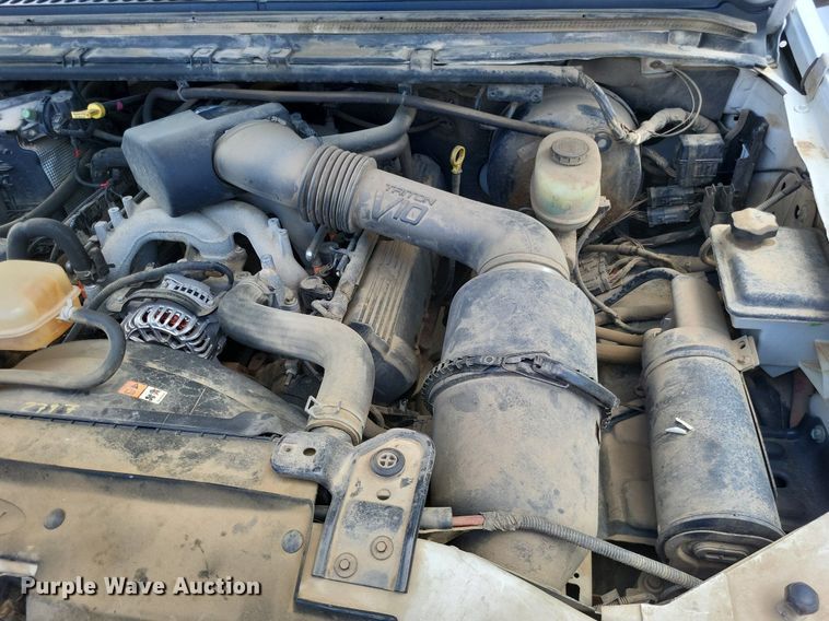 image for item LS9596 2003 Ford F250 Super Duty XL  SuperCab pickup truck