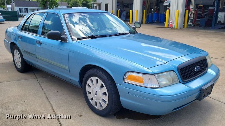 image for item LS9597 2011 Ford Crown Victoria Police Interceptor