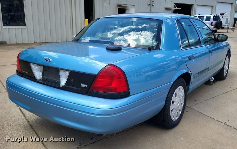 image for item LS9597 2011 Ford Crown Victoria Police Interceptor